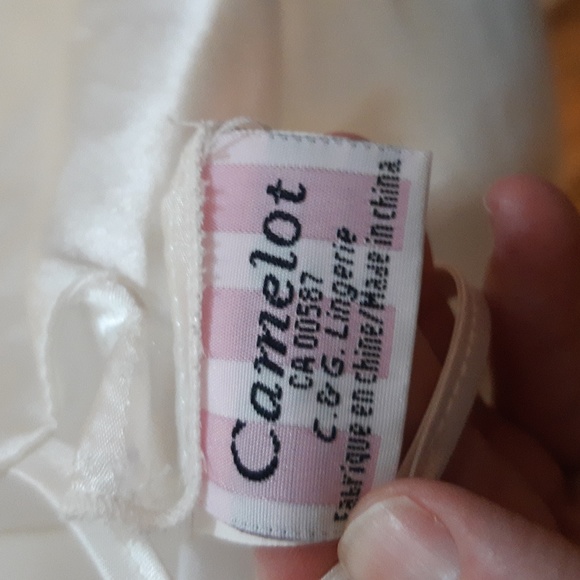 Camelot Lingerie 2pc - Picture 9 of 9